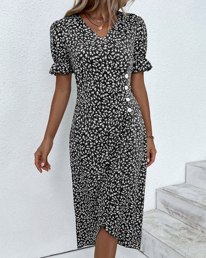 Sophie – Floral Print Short-Sleeve Dress 🌸✨