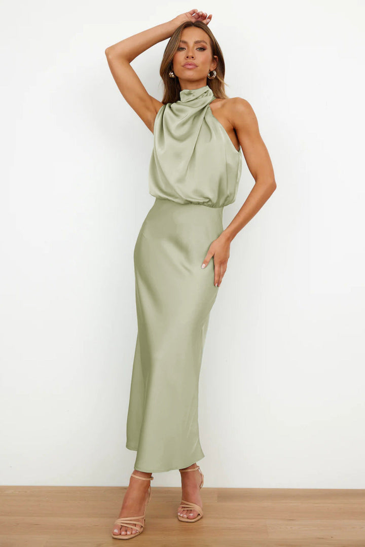 Lily – Elegant Halter Neck Satin Maxi Dress