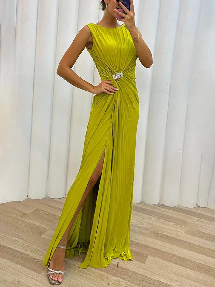 Davina - Flowing Pleated Maxi Dress