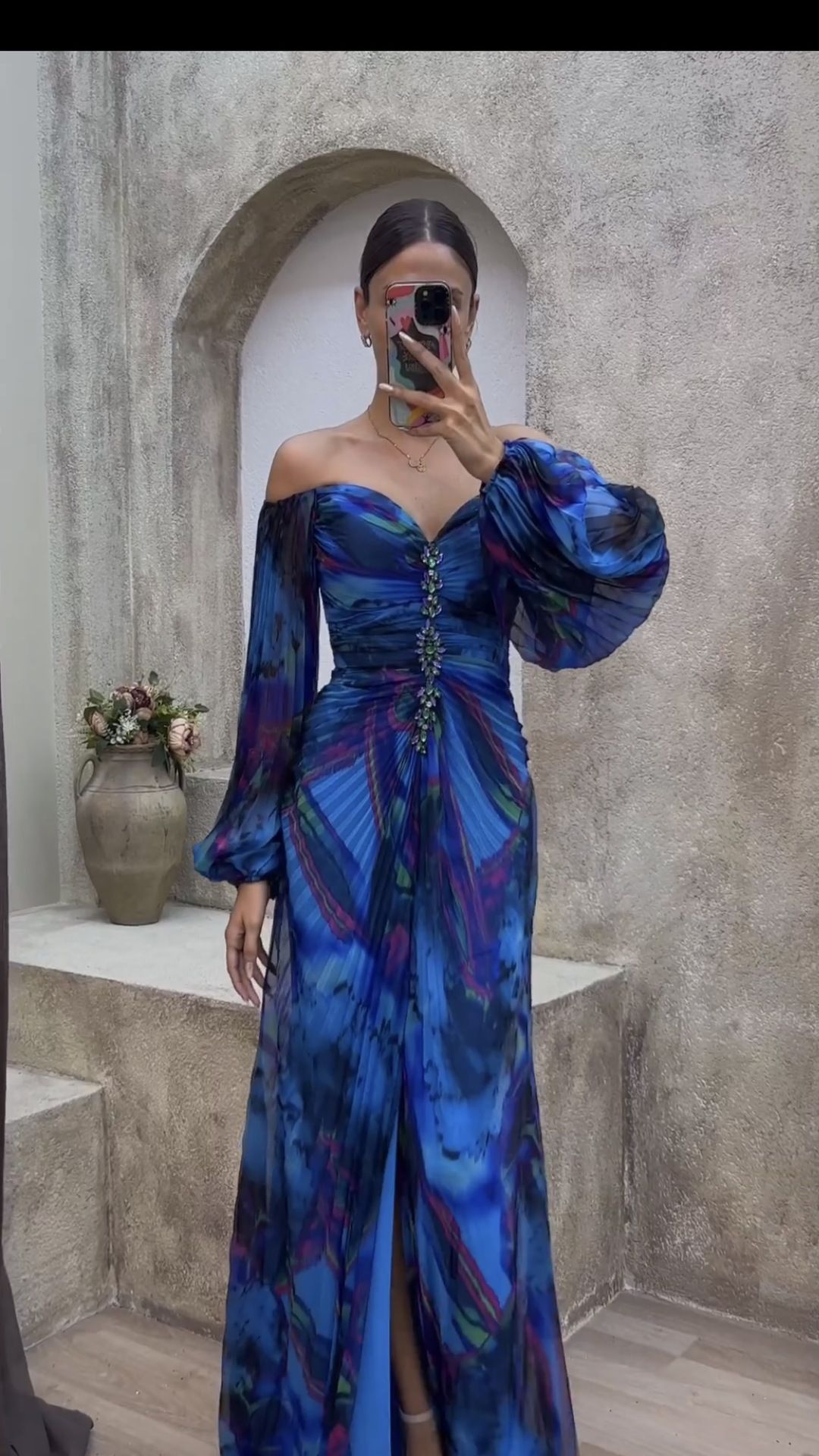 Gisselle - Pleated Loose V-Neck Dress