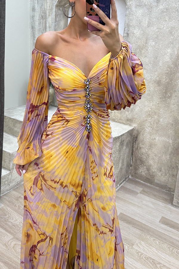 Gisselle - Pleated Loose V-Neck Dress
