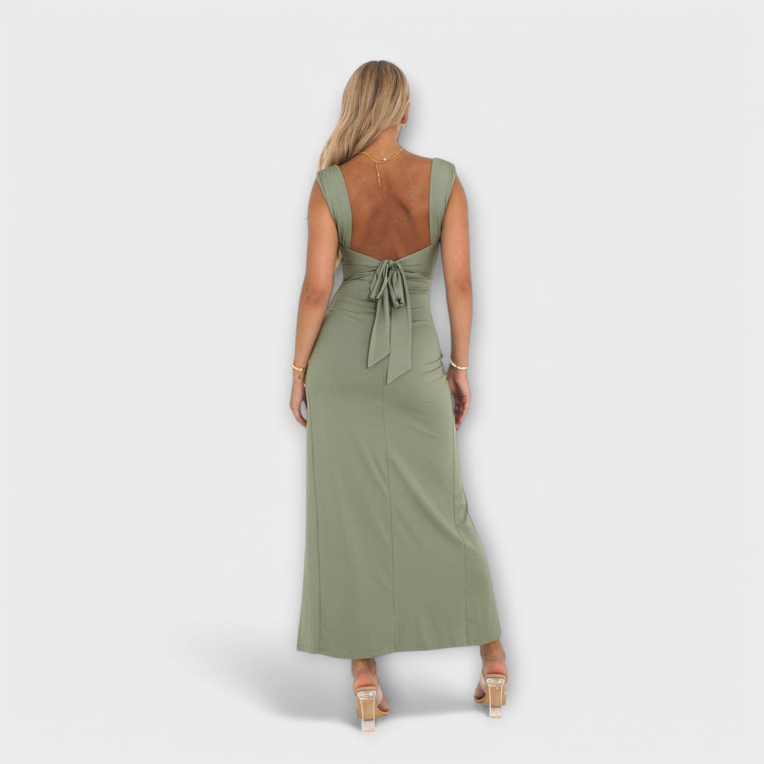 Zaria – Elegant Midi Dress
