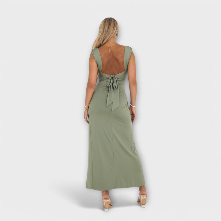 Zaria – Elegant Midi Dress
