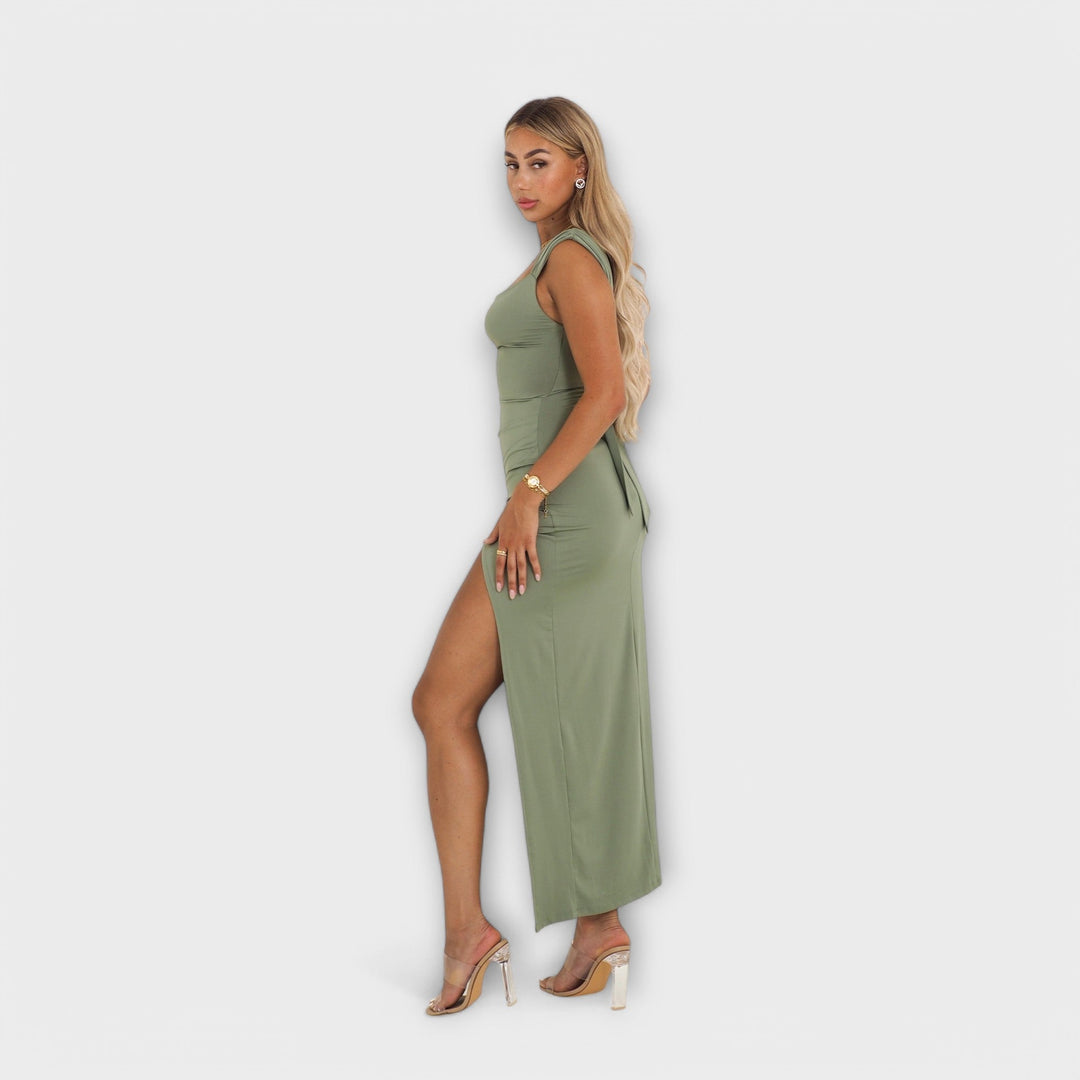 Zaria – Elegant Midi Dress