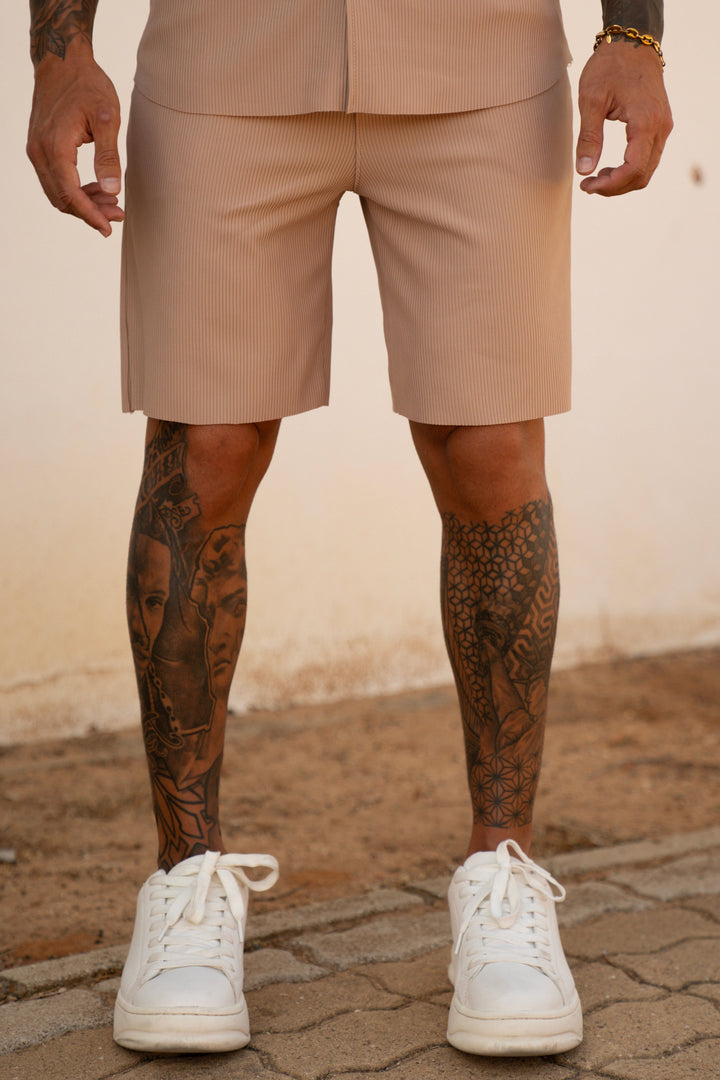 THE MYKA SET - BLOUSE + SHORT - BEIGE
