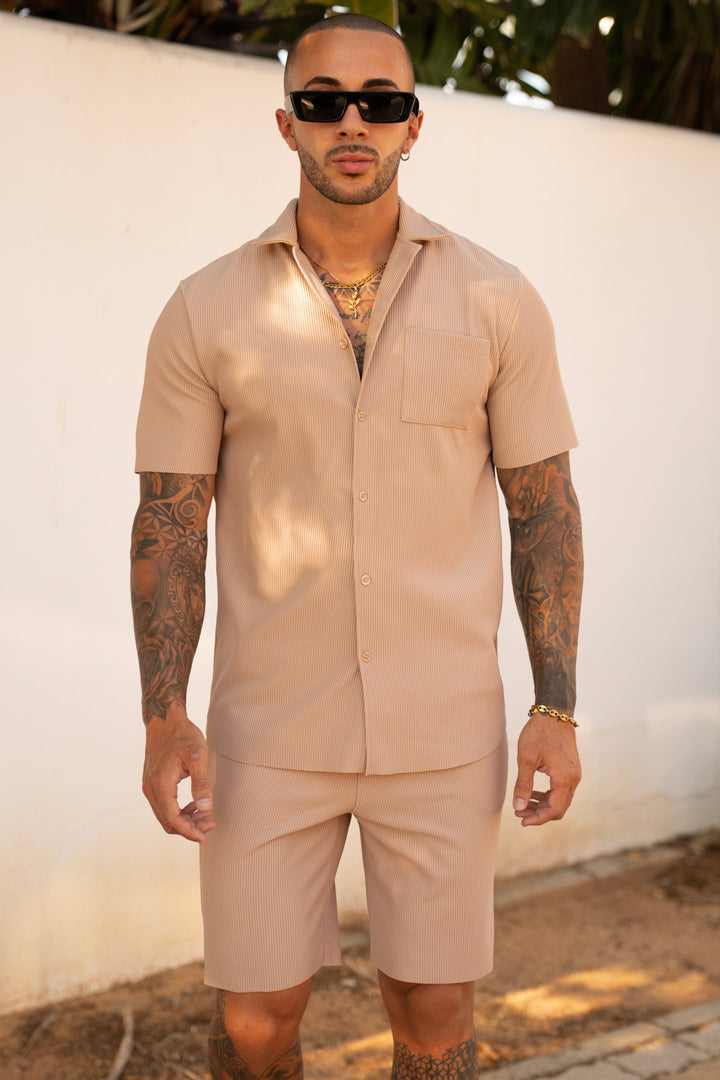 THE MYKA SET - BLOUSE + SHORT - BEIGE