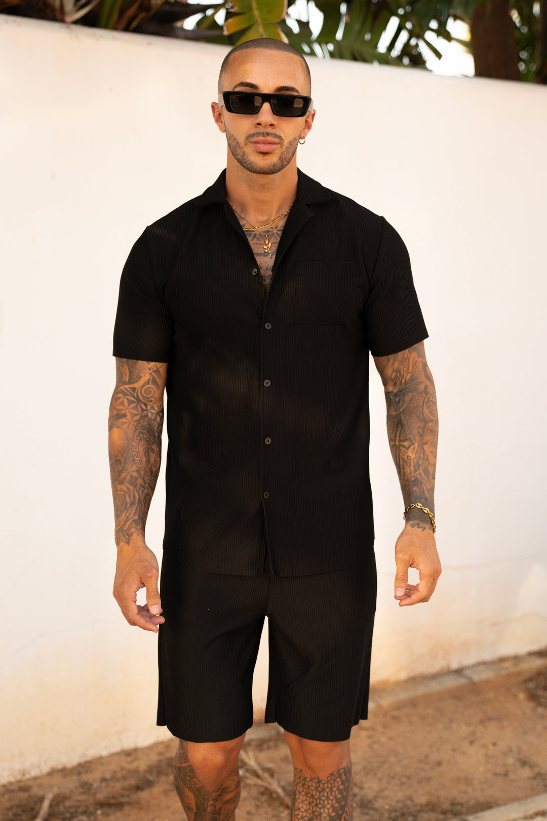 THE MYKA SET - BLOUSE + SHORT - BLACK