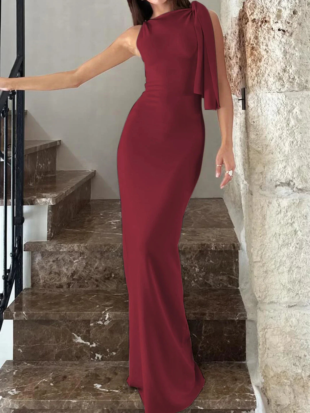Ilviera – Sleeveless Maxi Dress