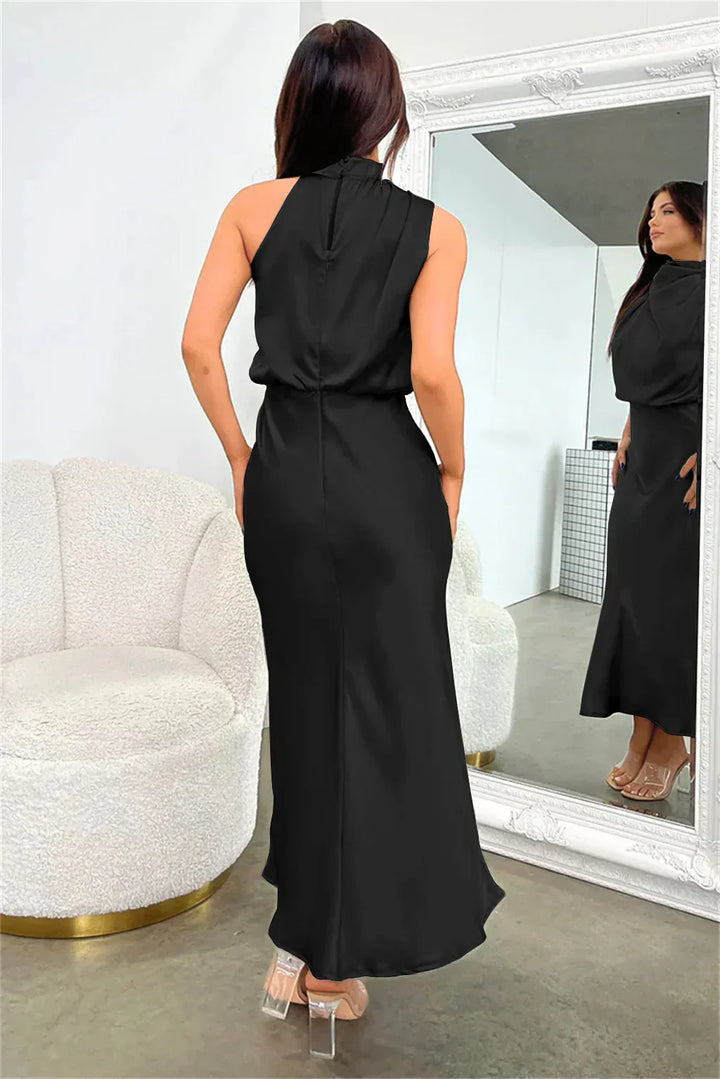 Lily – Elegant Halter Neck Satin Maxi Dress