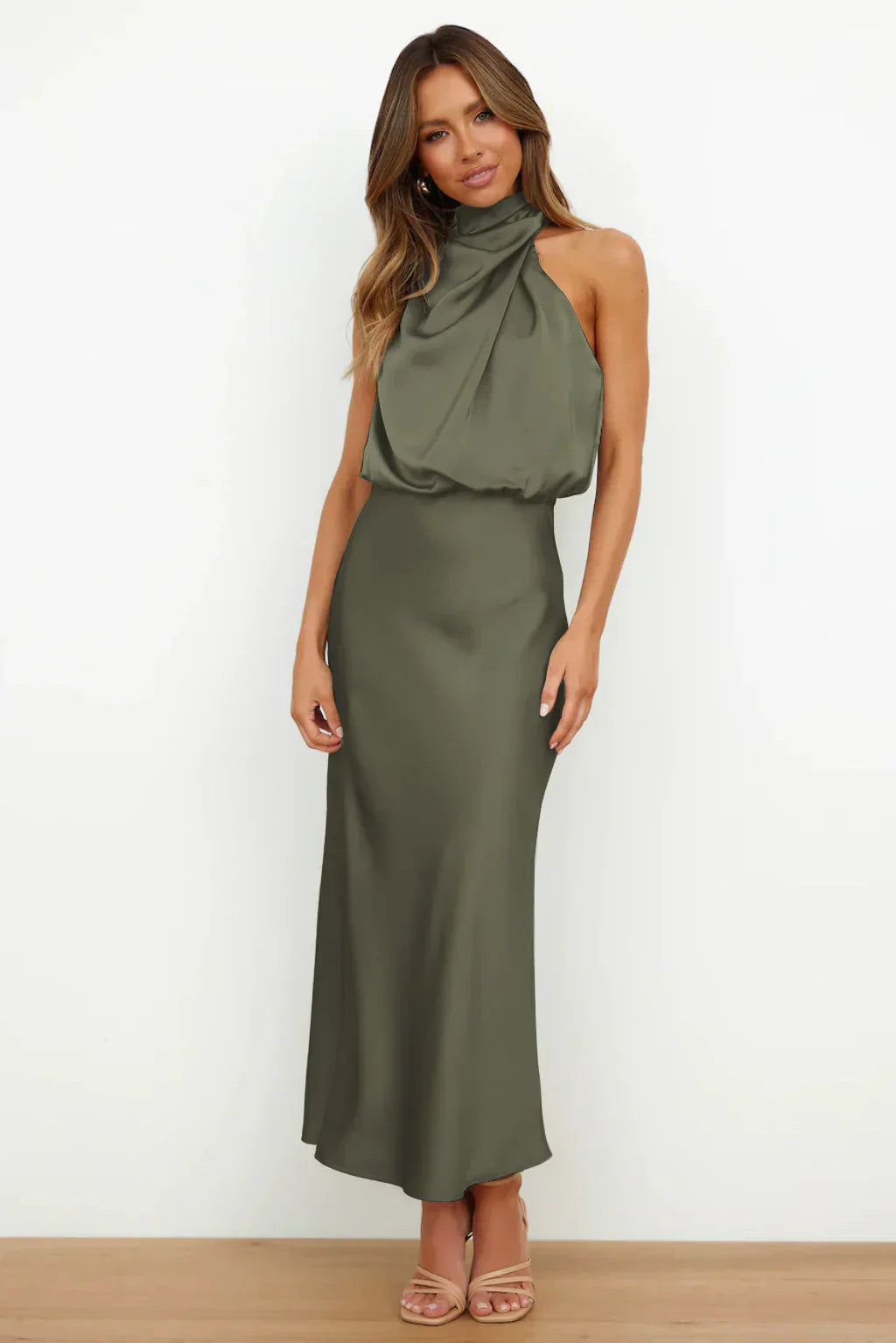 Lily – Elegant Halter Neck Satin Maxi Dress